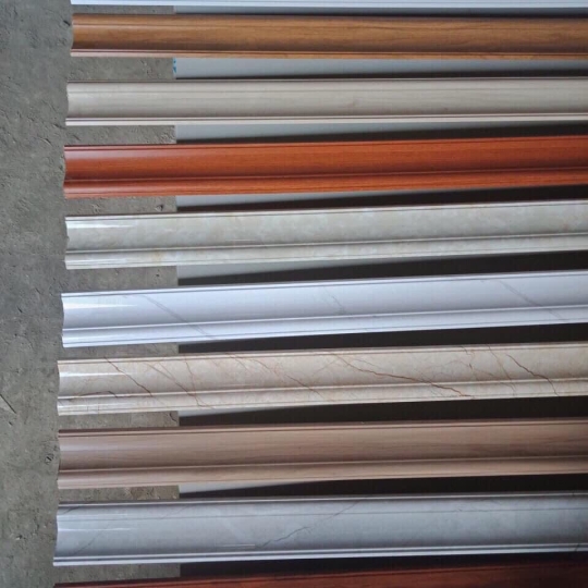 PHÀO - NẸP NHỰA TRANG TRÍ