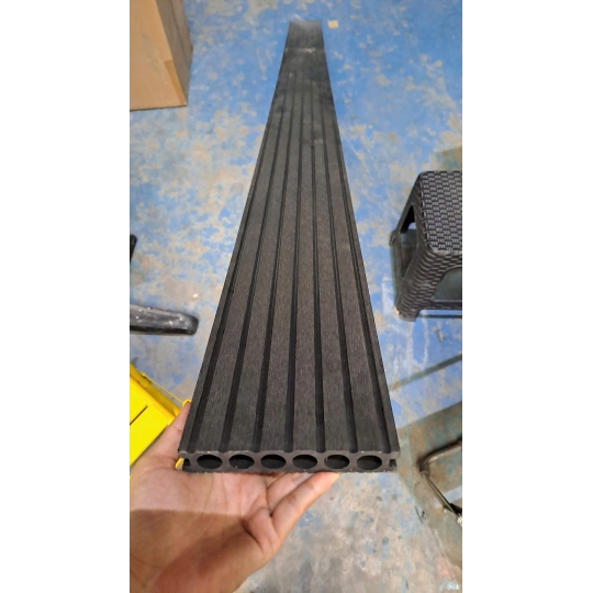 SÀN GỖ NHỰA NGOÀI TRỜI